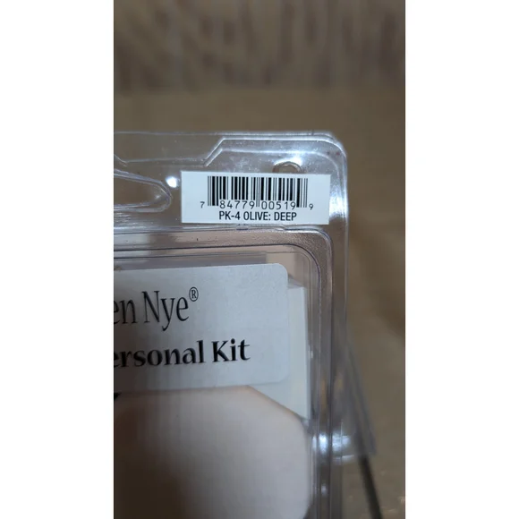 NIB Ben Nye Creme Personal Makeup Kit COLOR: PK-4 Olive Deep - Picture 3 of 3